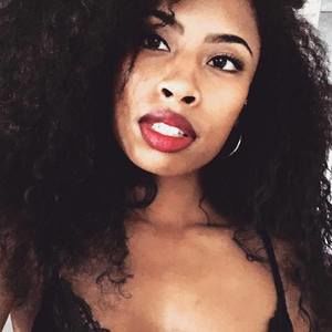 Meet your Posher, Cynthia-may